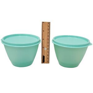 2 Pc Lot - Vintage Tupperware Crisp-it Bowls - 148D-3, 148D-4 Jadeite Green